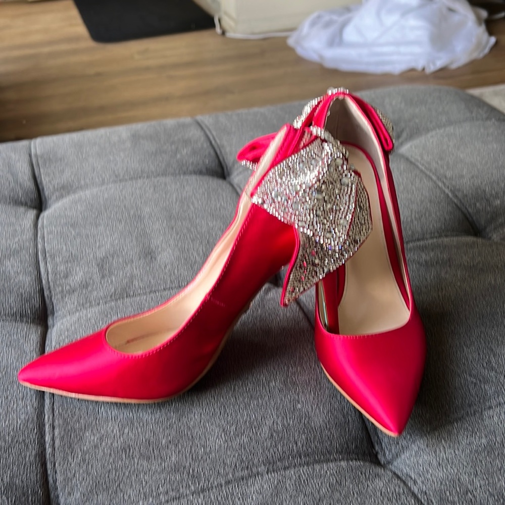 Satin Red Betsy Johnson pumps - like new